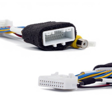 Adaptor pentru conectarea unei camere marșarier la un monitor Toyota Touch 2 / Entune / Link-24 de pini Adaptor pentru conectarea unei camere marșarier la un monitor Toyota Touch 2 / Entune / Link-24 de pini