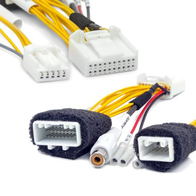 Adaptor pentru conectarea unei camere marșarier la un monitor Toyota GEN5 / GEN6 Adaptor pentru conectarea unei camere marșarier la un monitor Toyota GEN5 / GEN6