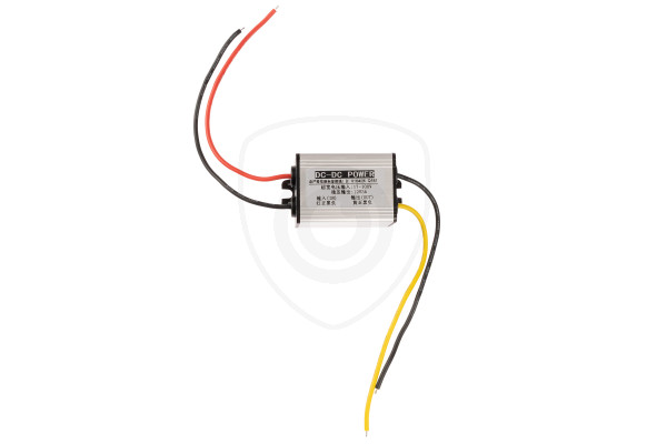 Convertor de tensiune de la 17–100V la 12V (3A) pentru camere de marșarier