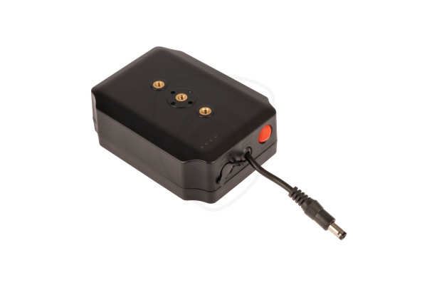 Baterie externă 9600 mAh – sursă de rezervă pentru cameră de marșarier sau monitor