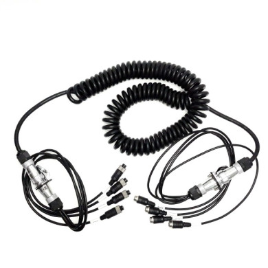 Adaptor flexibil cu 4 pini pentru conectarea camerelor cu o remorcă sau semiremorcă tată / mamă